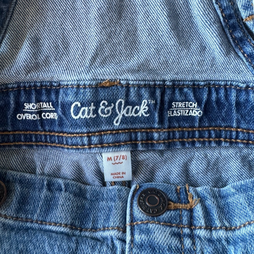 Cat & Jack Girls Denim Overall Shorts Distressed Jean Shortalls Size M 7/8 - Picture 7 of 9